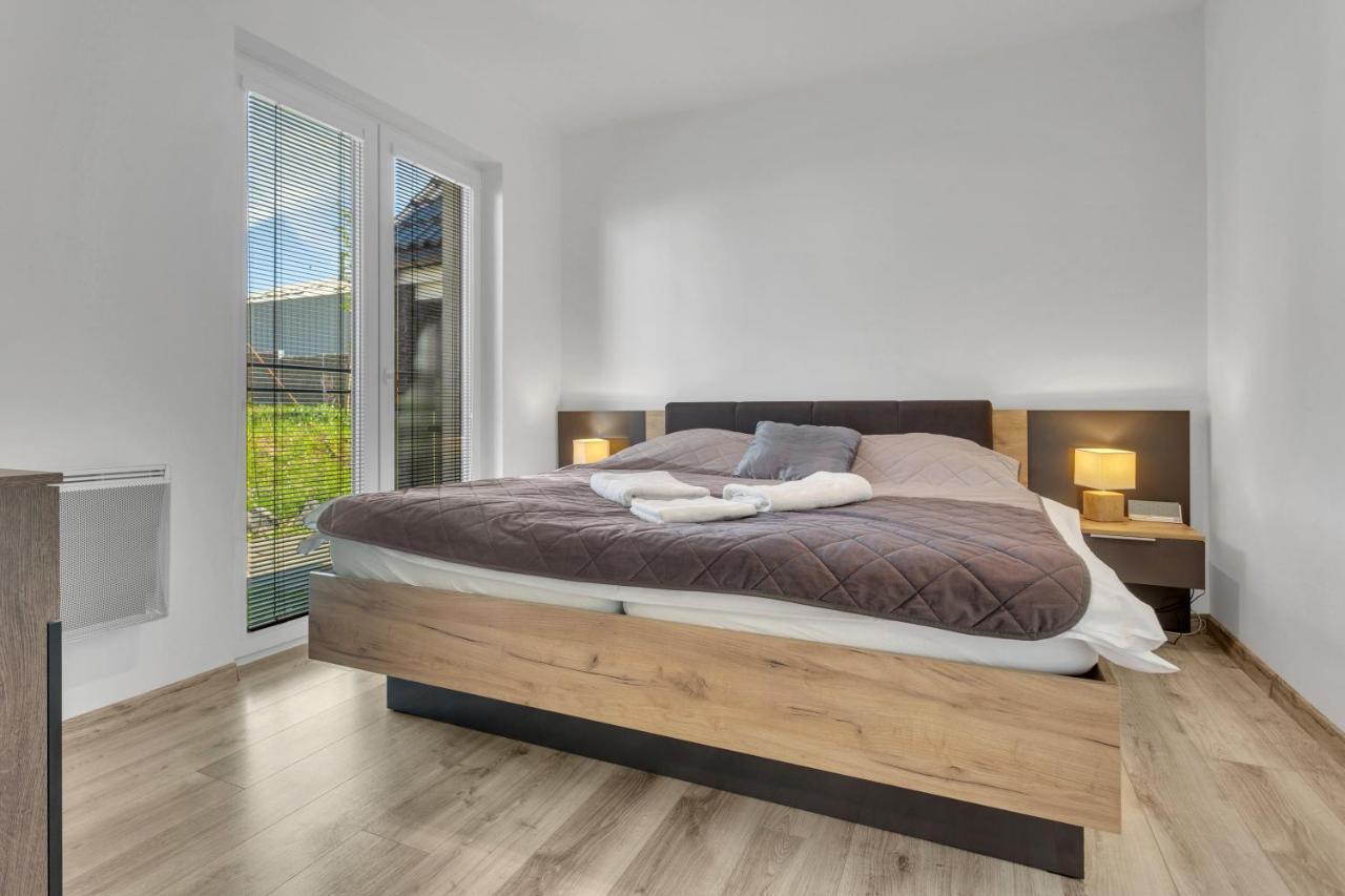 Family Apartments Klinovec Loučná pod Klínovcem Zewnętrze zdjęcie